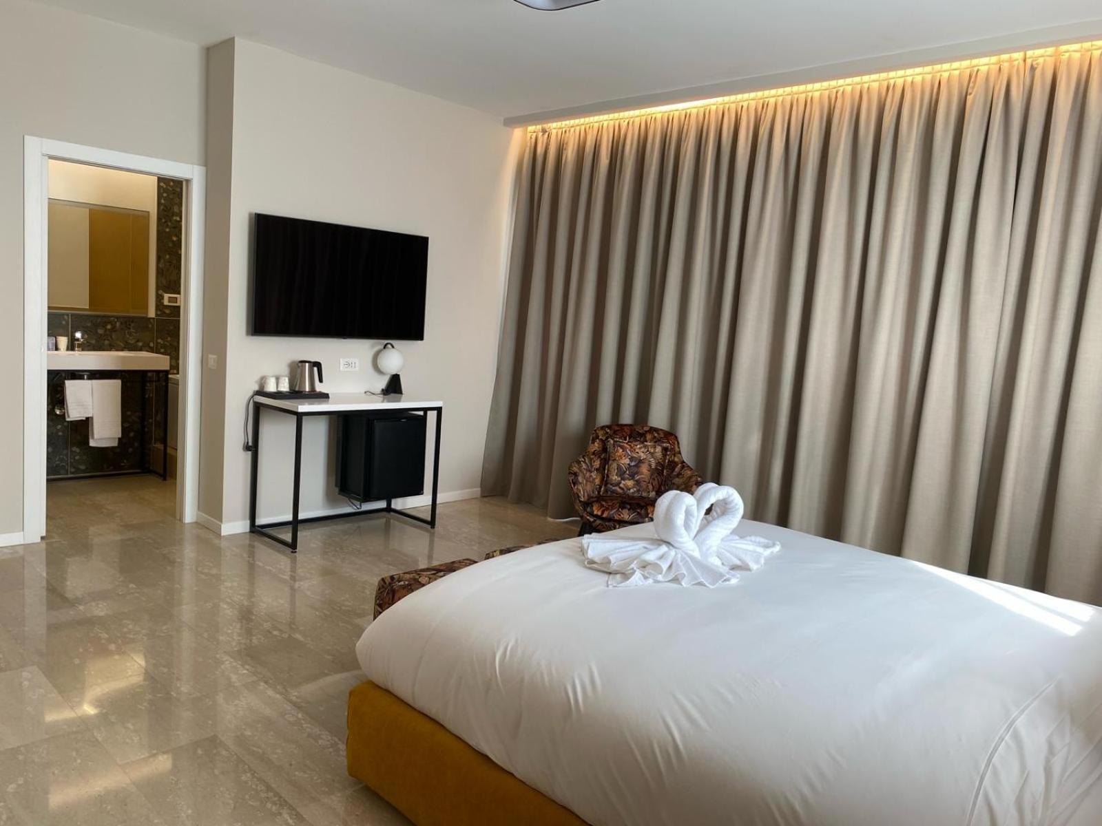 Oasi Village Hotel Milano Ngoại thất bức ảnh